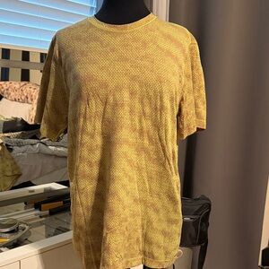 lululemon athletica Yellow Patterned Short Sleeve Tee